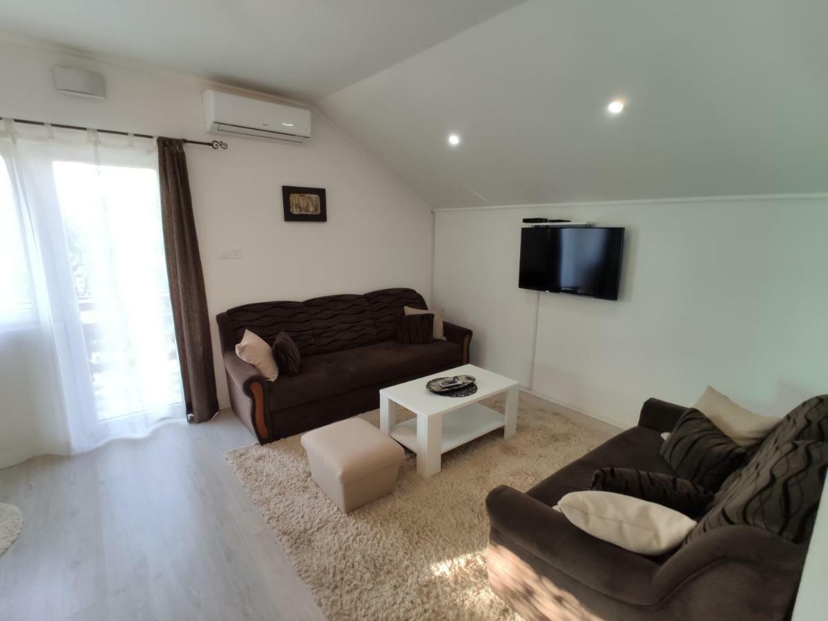 Forest Apartment Nikšić 외부 사진